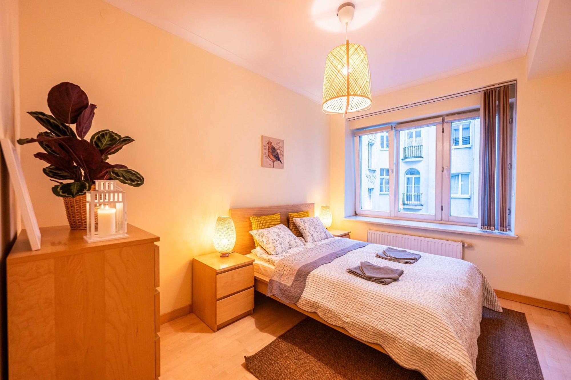Apartamento And Specious Two Bedrooms In The Old Town Cracovia