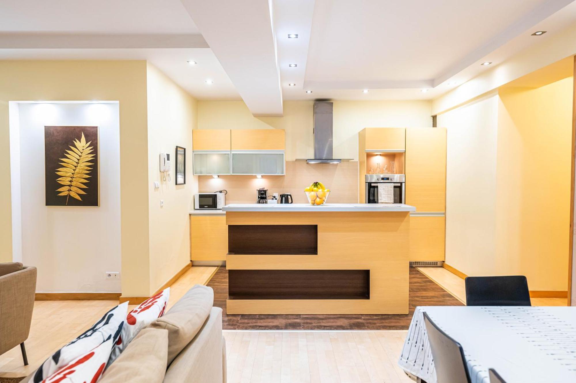 And Specious Two Bedrooms In The Old Town Cracovia